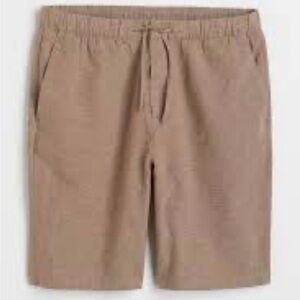 H & M Men's Casual Drawstring Shorts in Tan